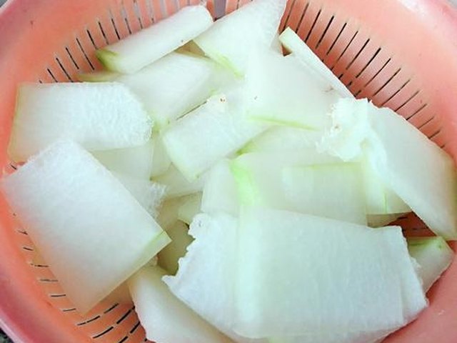 【冬瓜肉末汤】步骤1
