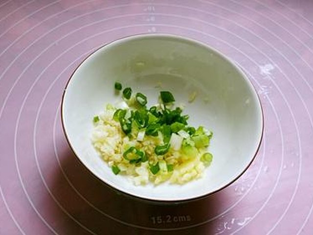 【凉拌娃娃菜】步骤3