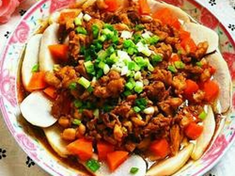 鸡肉蒸芋头