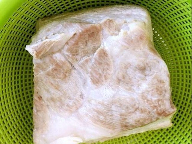 【黄花菜扣肉】步骤4