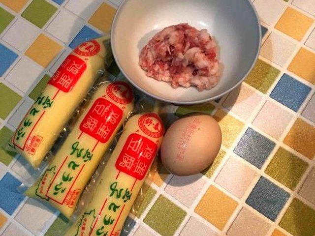 【日本豆腐肉末蒸蛋】步骤1