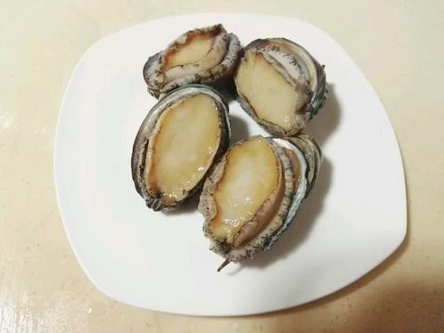 【鲍鱼鱼胶汤】步骤4