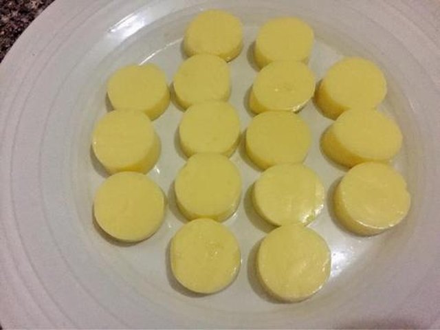 【玉子豆腐蒸肉丸】步骤1