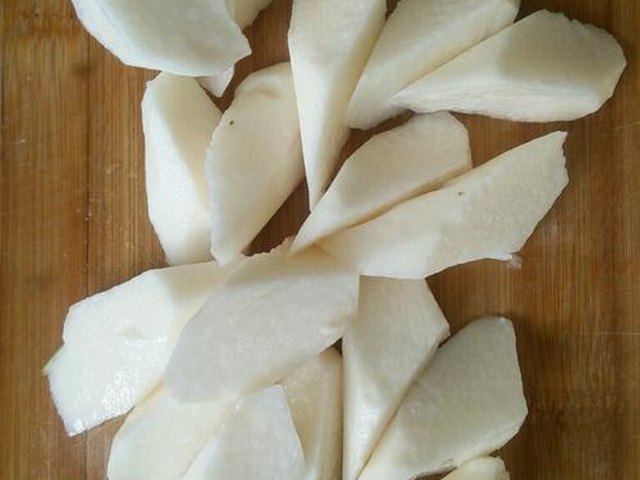 【山药乳鸽汤】步骤4