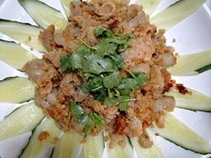 粉蒸肥肠