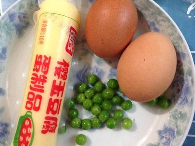 【豆腐鸡蛋羹】步骤1