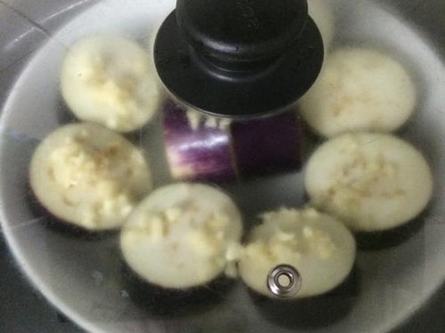 【肉末蒸茄子】步骤4