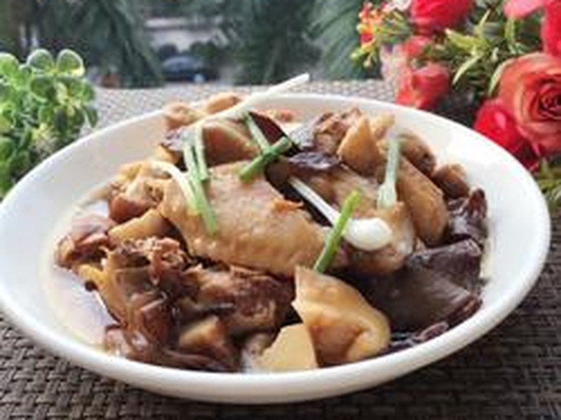 冬菇蒸滑鸡