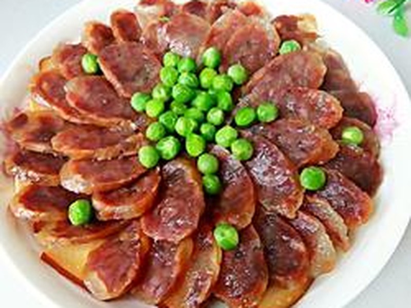 腊肠蒸鸡蛋干