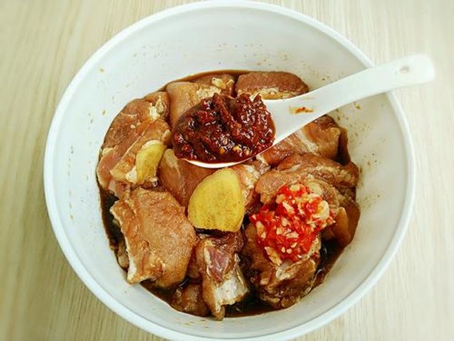 【粉蒸排骨】步骤3