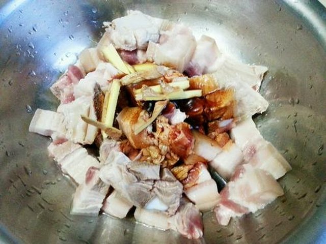 【粉蒸土豆五花肉】步骤3