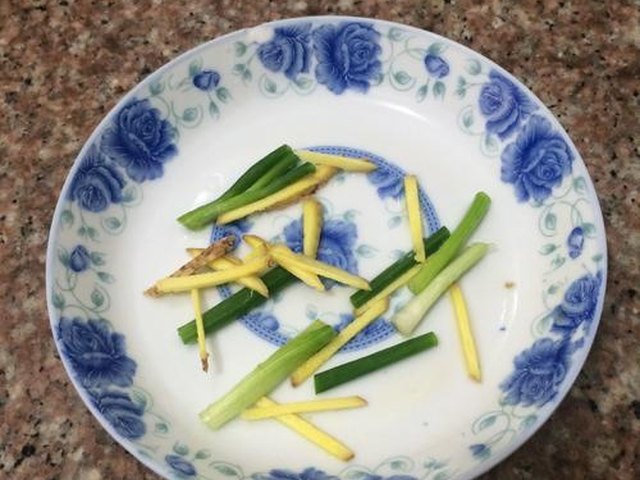 【剁椒鱼】步骤3