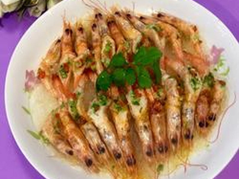 蒜蓉粉丝蒸开背虾