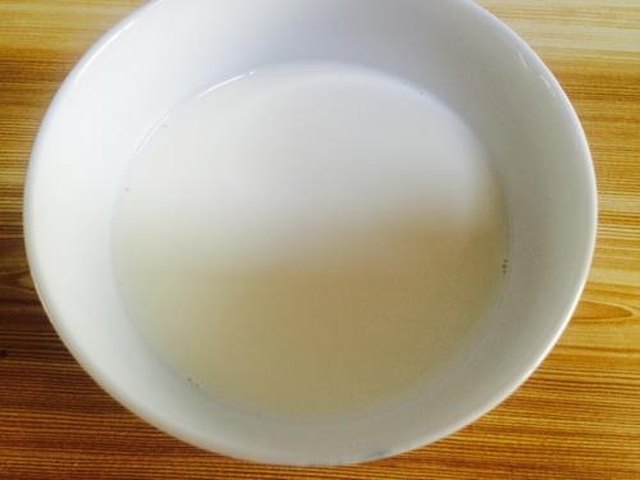 【牛奶炖蛋】步骤4