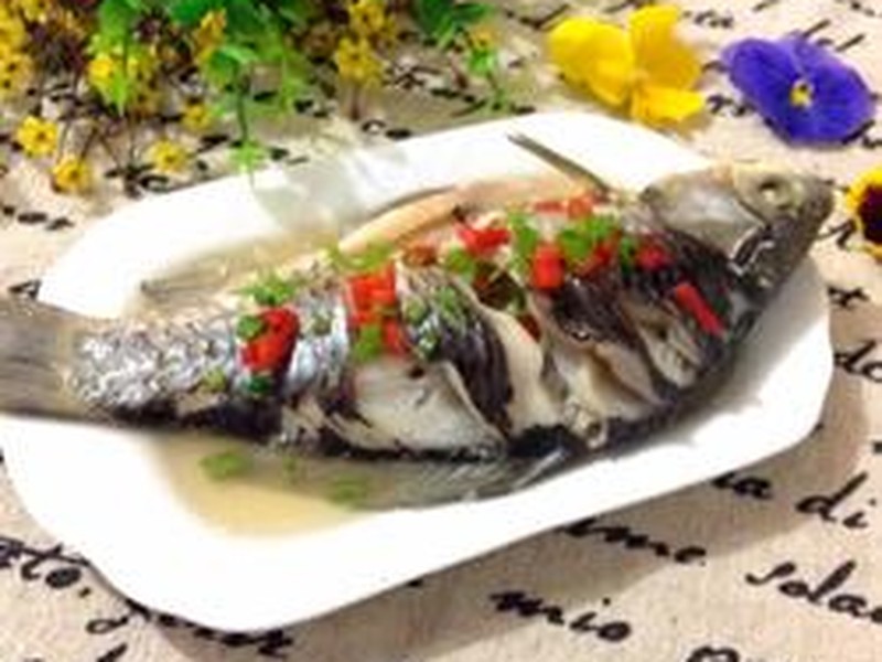 清蒸鲫鱼