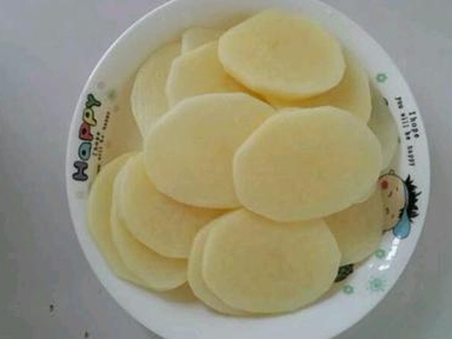 【渣辣椒炒土豆片】步骤3