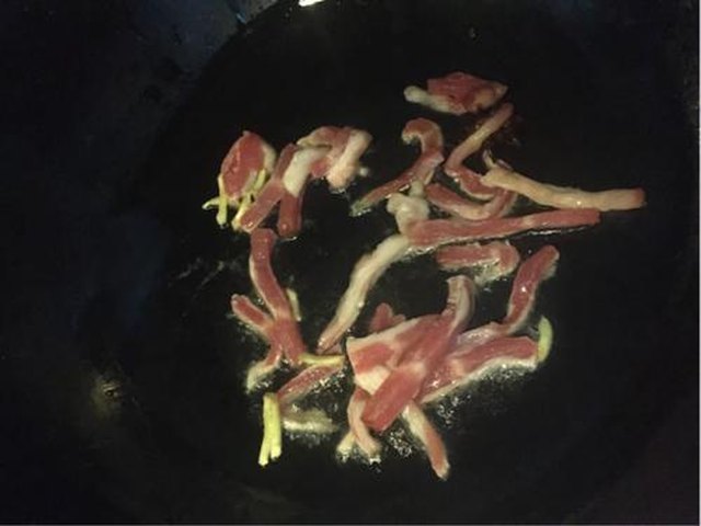 【扁豆炒肉】步骤4