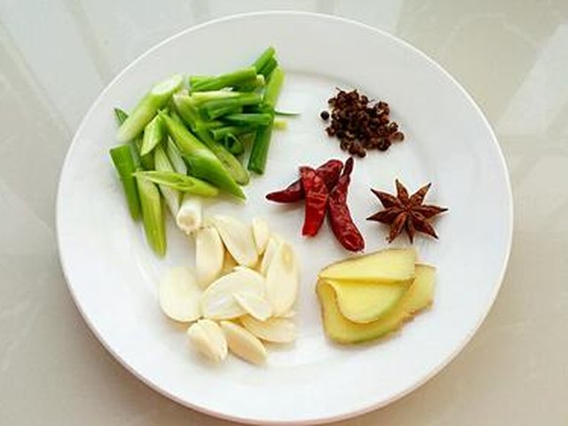 【明太鱼炖豆腐】步骤2