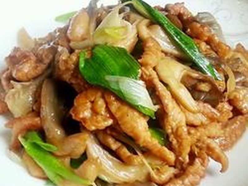 平菇蒜苗炒肉丝