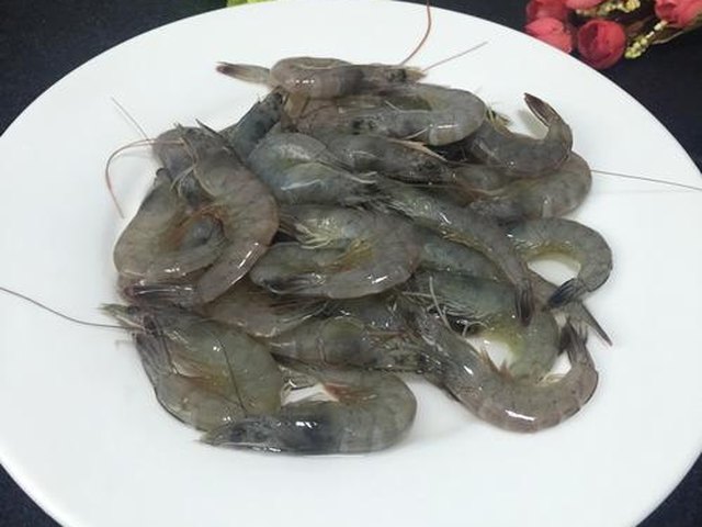 【麻辣干锅虾】步骤1