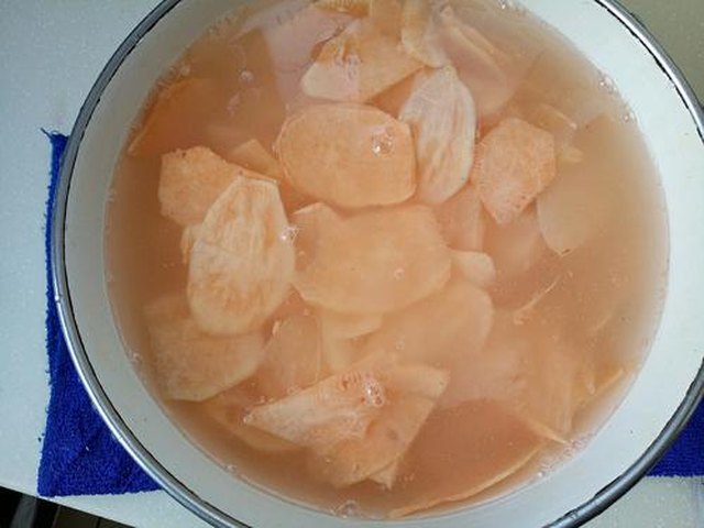 【糖醋红薯片】步骤4