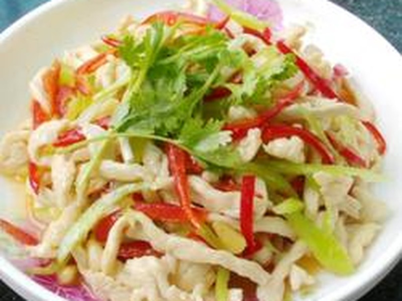 松子双椒鸡丝