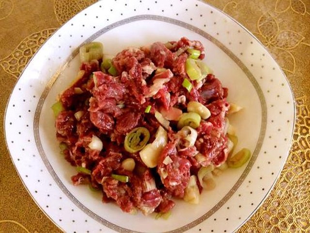 【嫩滑牛肉粒】步骤3