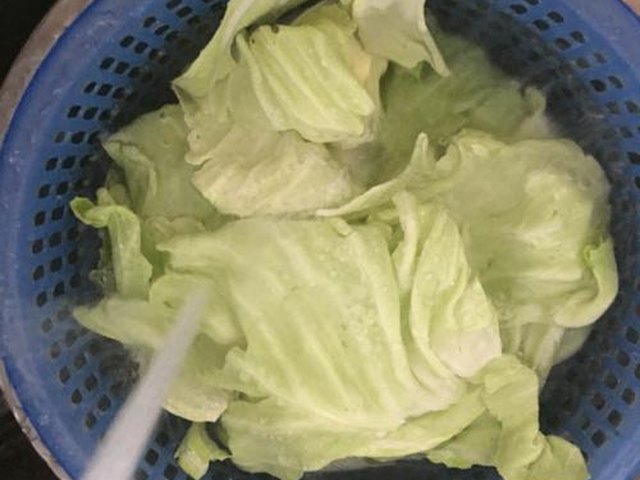 【蚝油卷心菜】步骤2