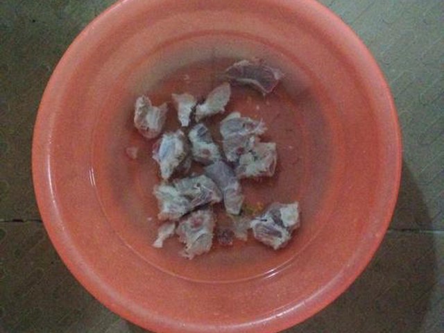 【木瓜排骨汤】步骤1