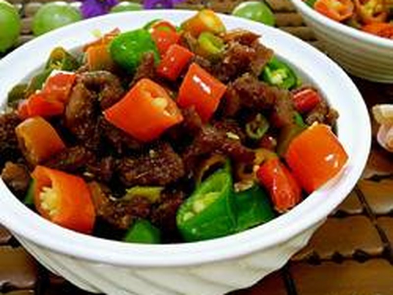 青红辣子肉