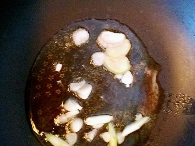 【尖椒干豆腐】步骤4