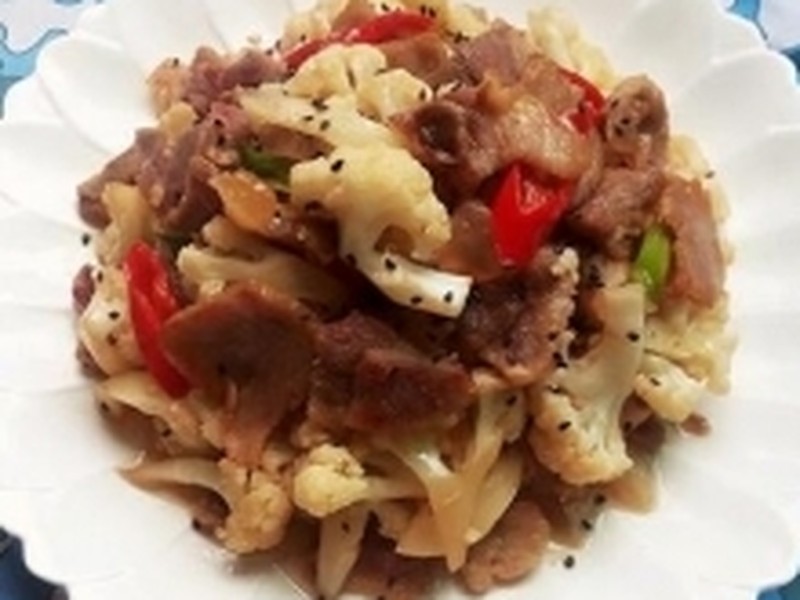 花菜炒腊肉