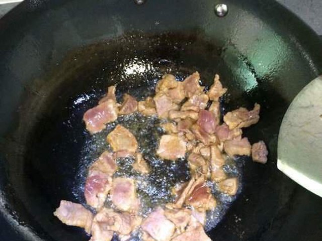 【凉薯炒肉片】步骤4