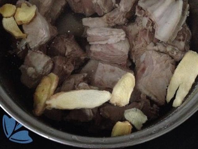 【羊肉汤(原汁原味)】步骤3