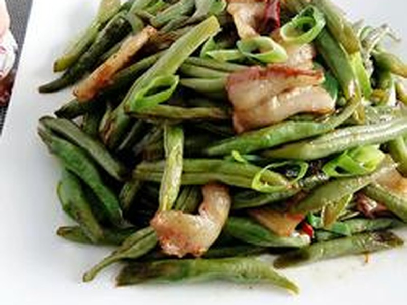 五花肉炖芸豆
