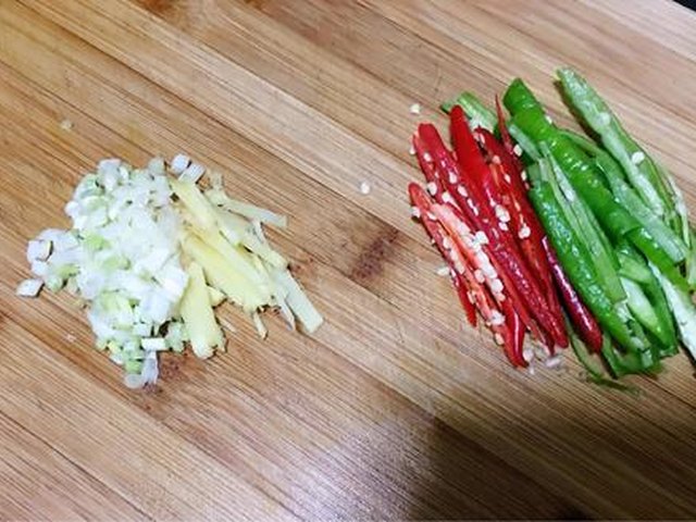 【香辣土豆丝】步骤3