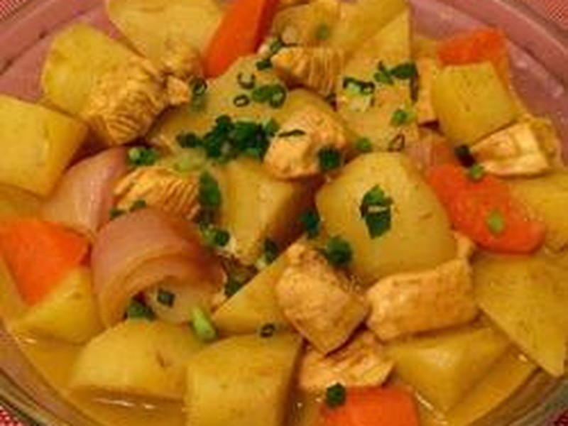 咖喱薯炆鸡