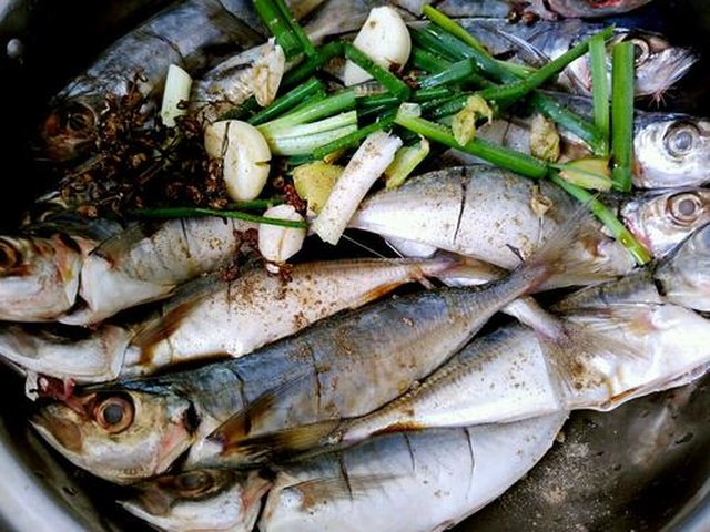【电饼铛烤鱼】步骤4