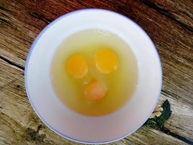 【洋葱黄瓜炒鸡蛋】步骤3