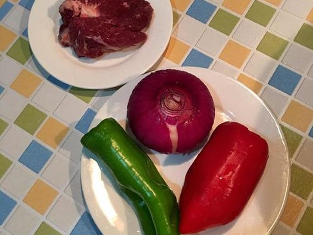 【洋葱炒牛肉】步骤1