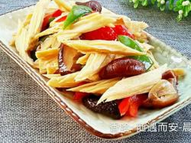 炝锅腐竹