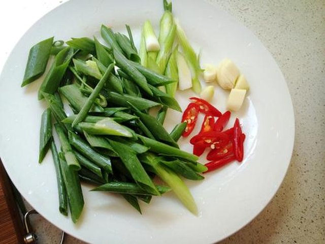 【香菇蚝油焖鸡肉】步骤3