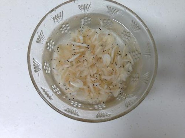 【清炒虾米卷心菜】步骤2