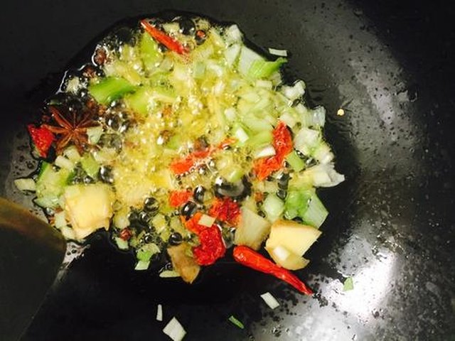 【家常炒豆腐】步骤2