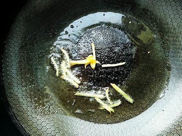 【红烧肉焖茄子】步骤4