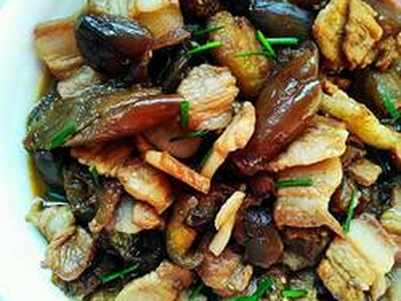 红烧肉焖茄子