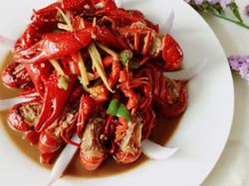 啤酒闷小龙虾