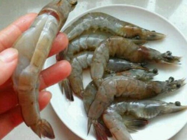 【油焖大虾】步骤1