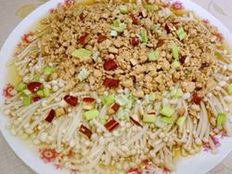 蒜蓉肉末金针菇