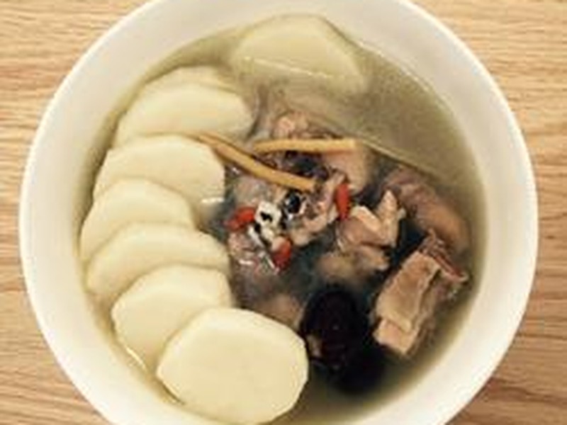 山药炖鸡汤